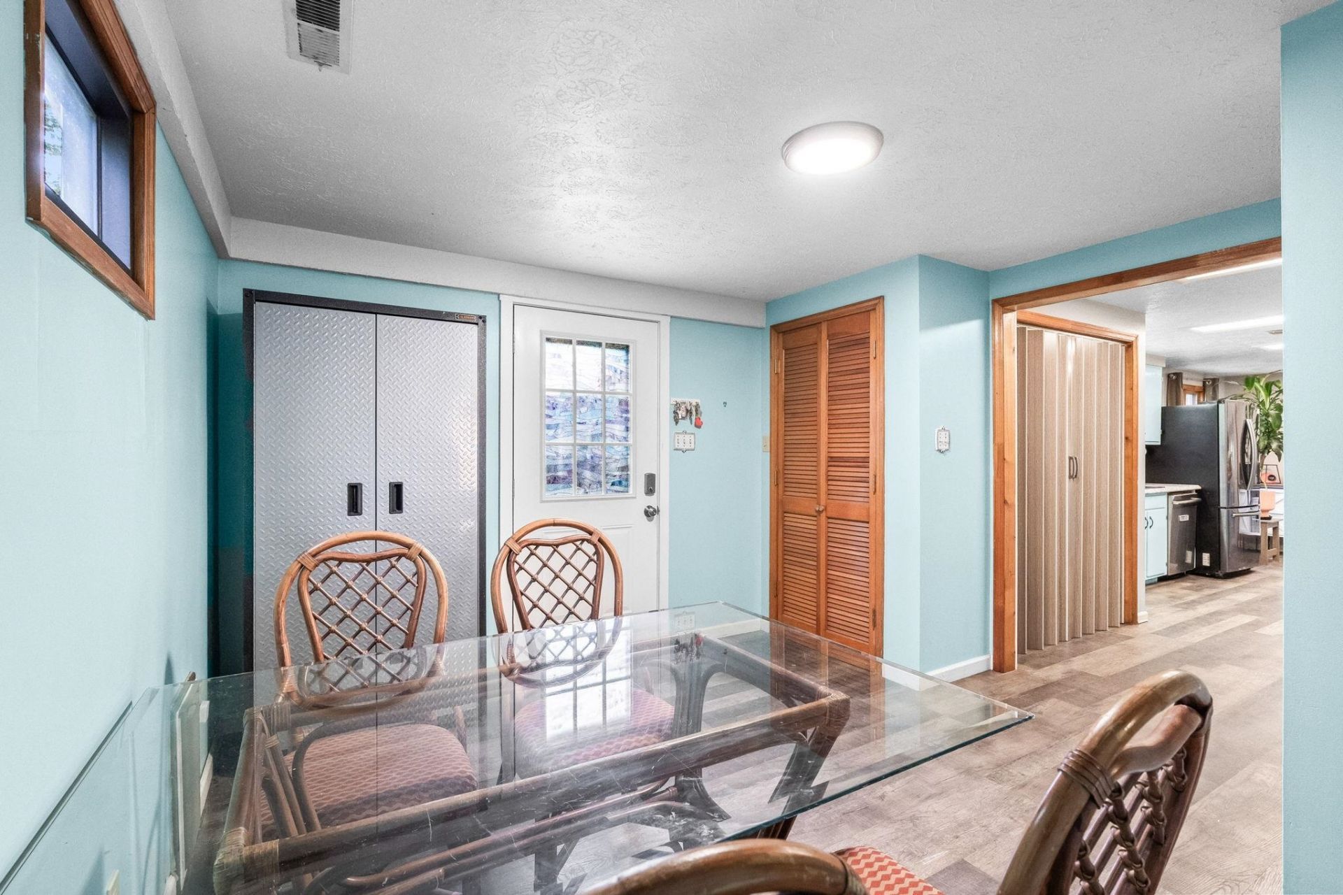 122 Ole Cedar Ln.  Photo 6