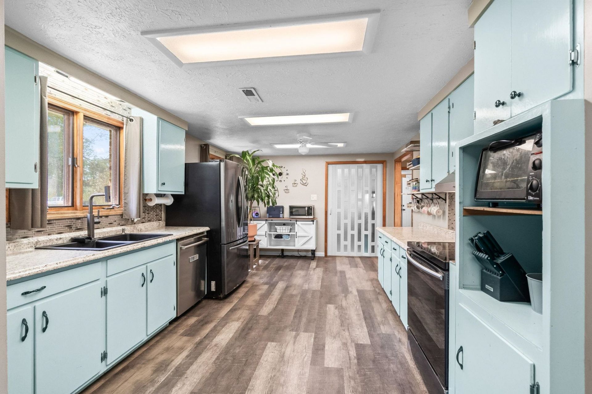 122 Ole Cedar Ln.  Photo 8