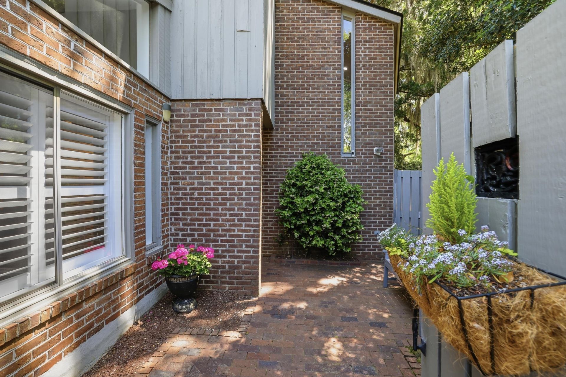 7 Chapel Creek Rd. Photo 3