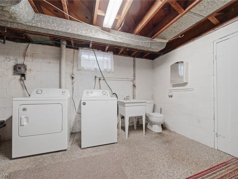 1814 Demington Avenue NW, Canton, OH 44708 Photo 31