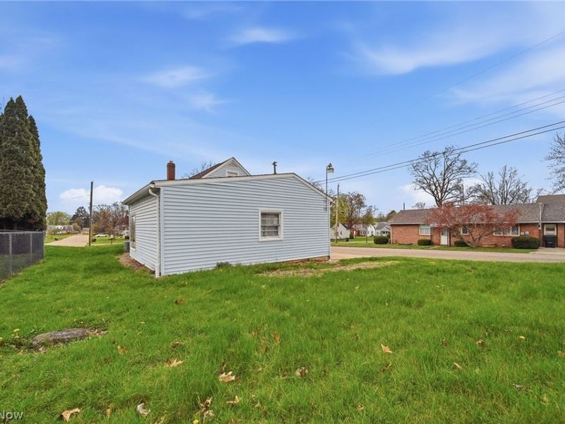 1814 Demington Avenue NW, Canton, OH 44708 Photo 41