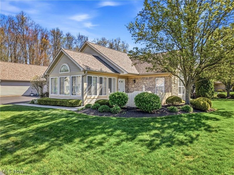 202 Timberline Drive , Columbiana, OH 44408 Photo 1