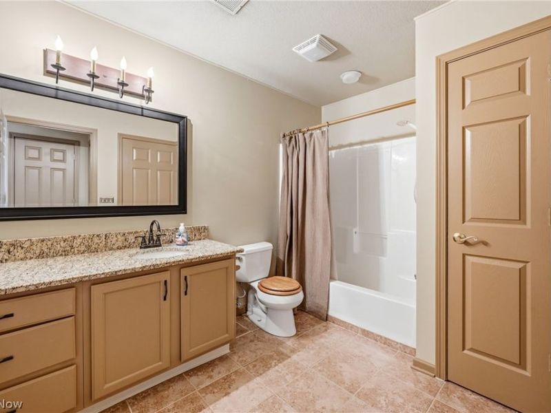 202 Timberline Drive , Columbiana, OH 44408 Photo 21