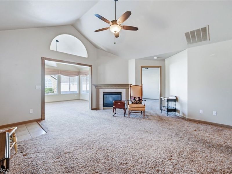 202 Timberline Drive , Columbiana, OH 44408 Photo 5