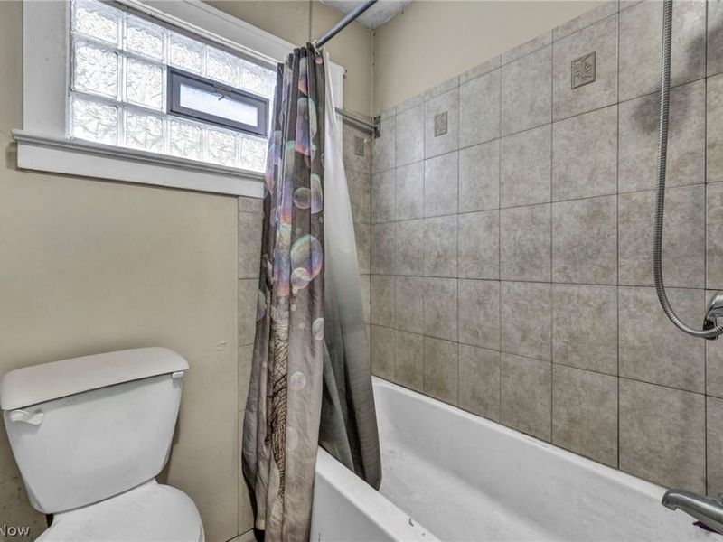 3056 W 104th Street , Cleveland, OH 44111 Photo 20