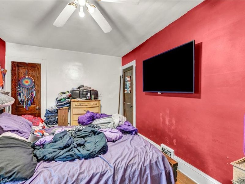 3056 W 104th Street , Cleveland, OH 44111 Photo 26