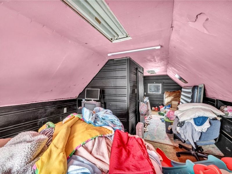 3056 W 104th Street , Cleveland, OH 44111 Photo 30