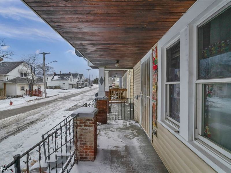 3056 W 104th Street , Cleveland, OH 44111 Photo 9