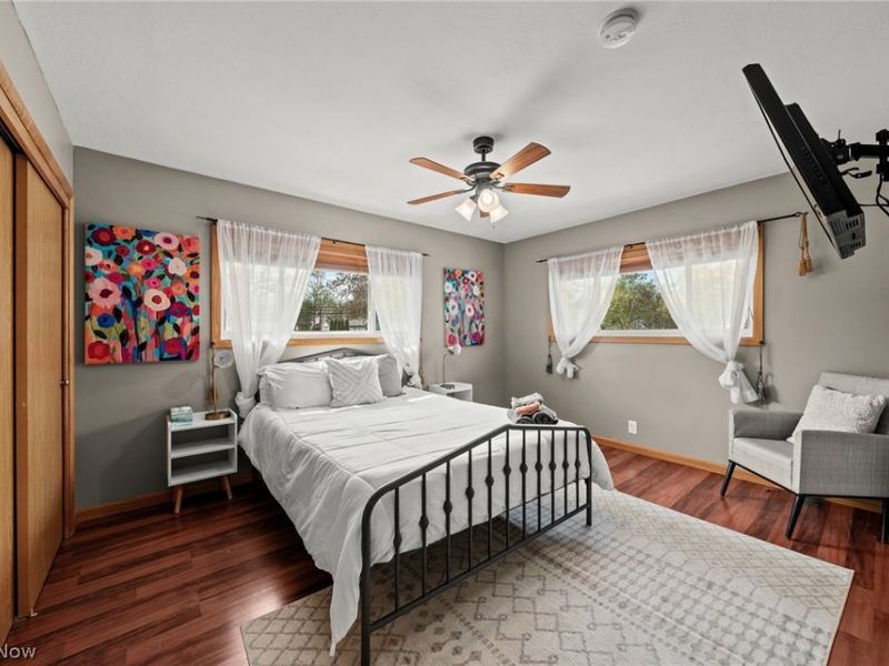 327 S Miller Road , Akron, OH 44333 Photo 14