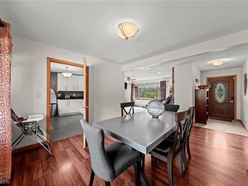 327 S Miller Road , Akron, OH 44333 Photo 18