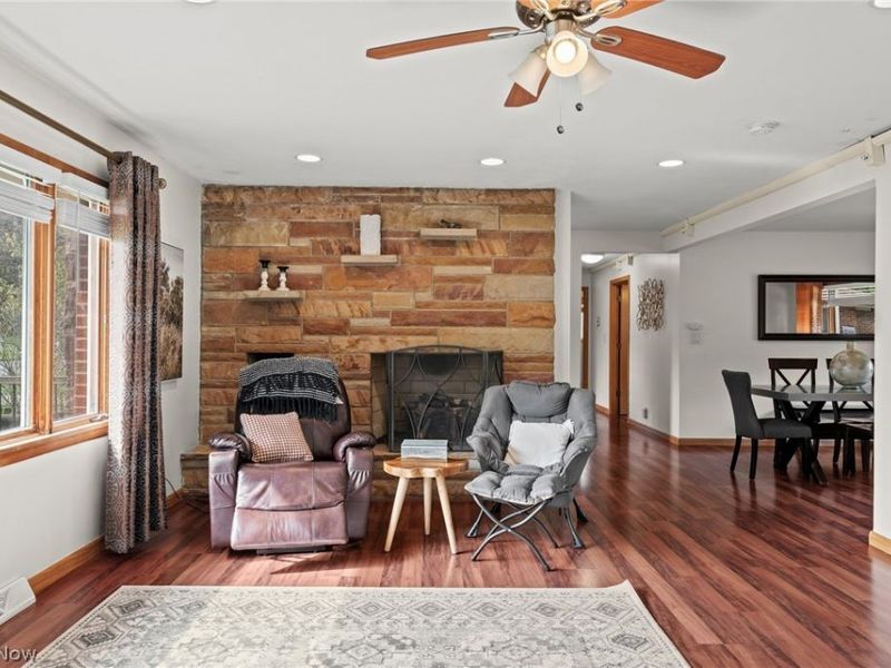 327 S Miller Road , Akron, OH 44333 Photo 21