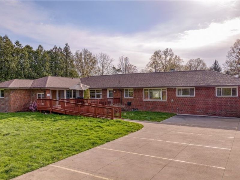 327 S Miller Road , Akron, OH 44333 Photo 43