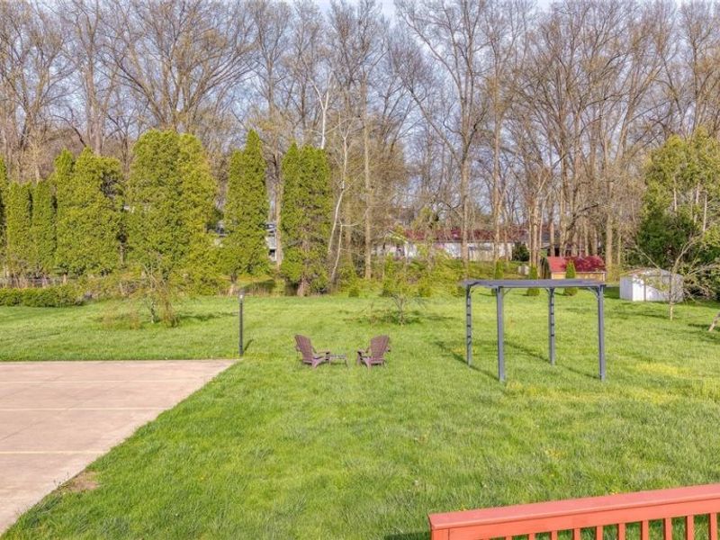 327 S Miller Road , Akron, OH 44333 Photo 44