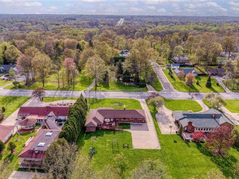 327 S Miller Road , Akron, OH 44333 Photo 46