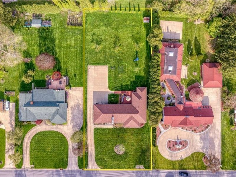 327 S Miller Road , Akron, OH 44333 Photo 48