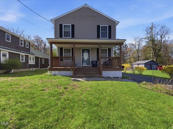 14 Stratton Place, Delmar, NY 12054