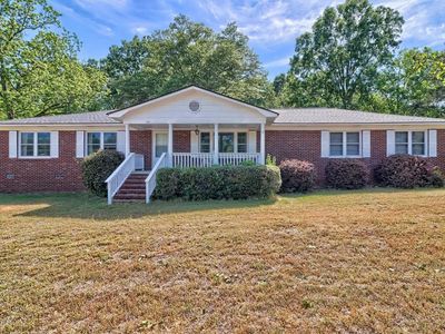 331 Holloway Street , Pomaria, SC 29126