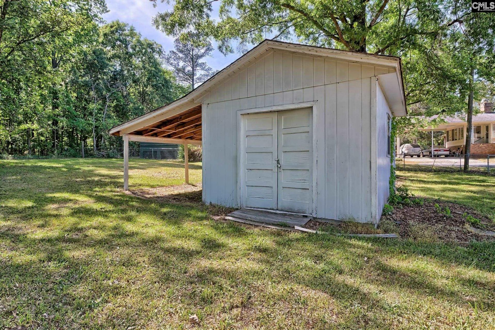 331 Holloway Street  Photo 12