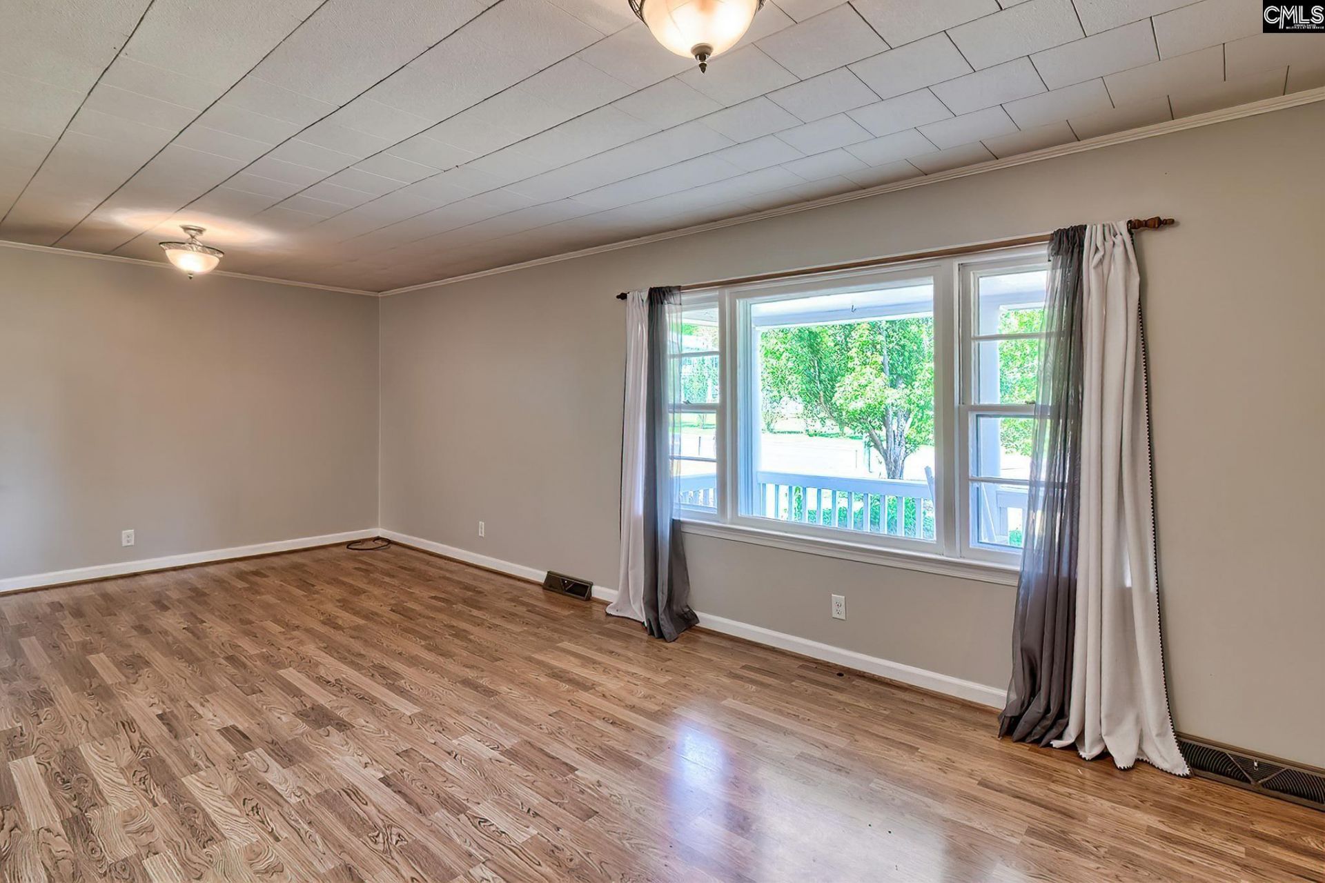 331 Holloway Street  Photo 19