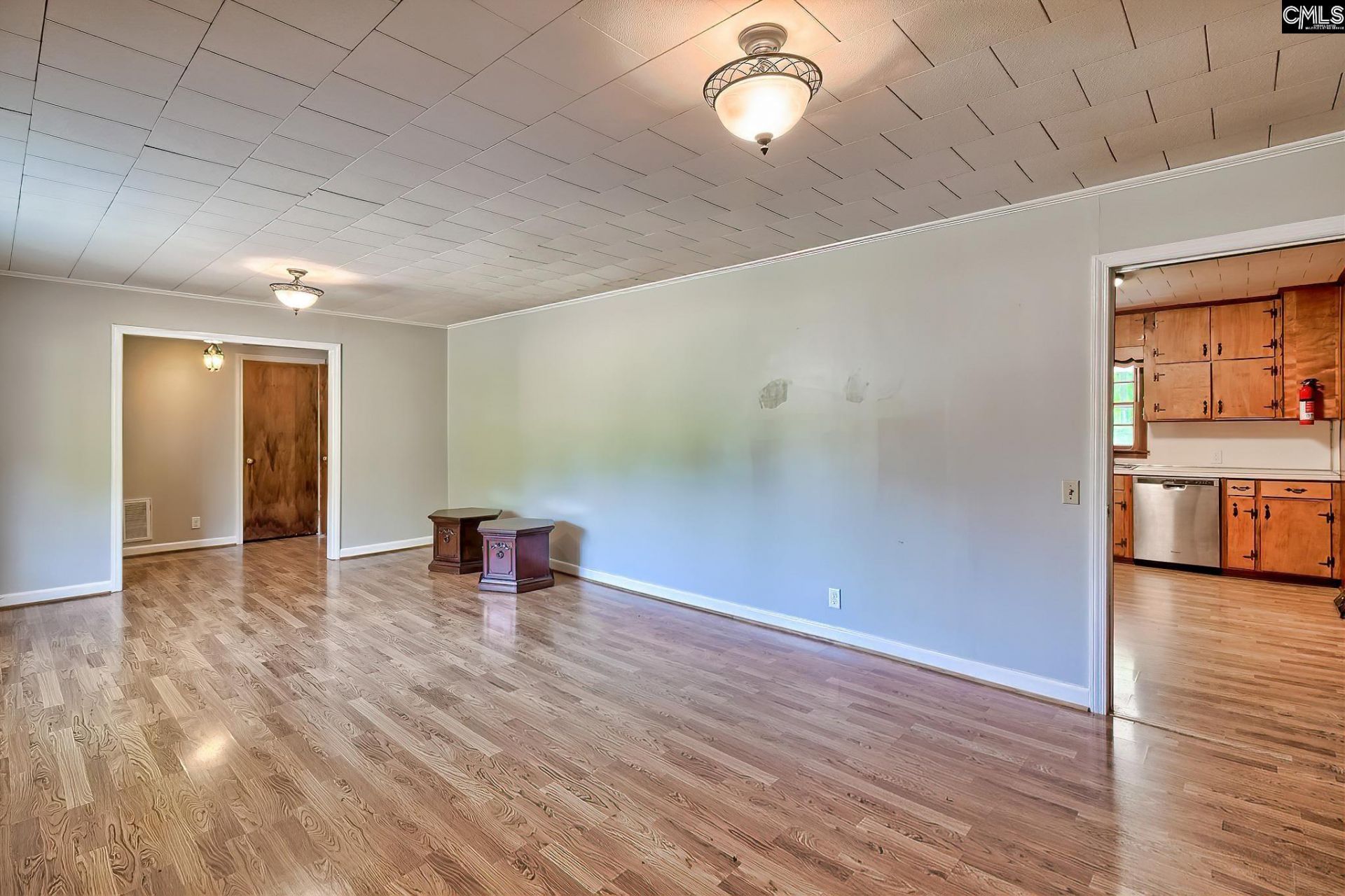 331 Holloway Street  Photo 24