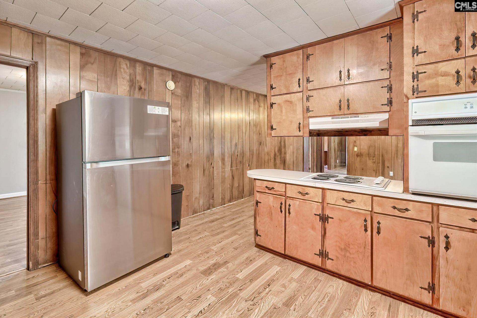 331 Holloway Street  Photo 28