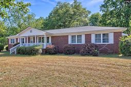 331 Holloway Street  photo 4