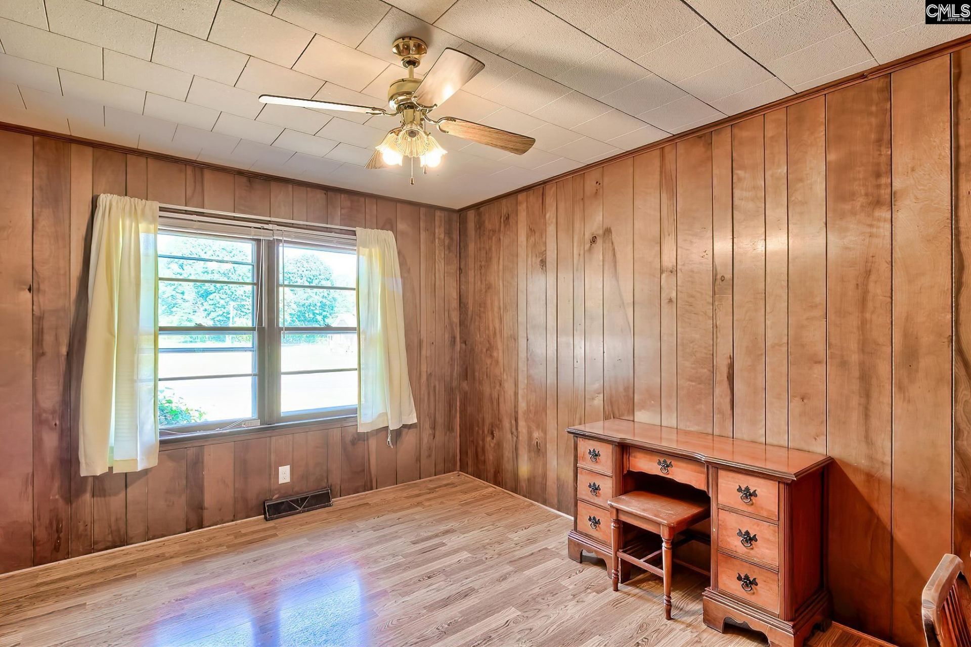 331 Holloway Street  Photo 32