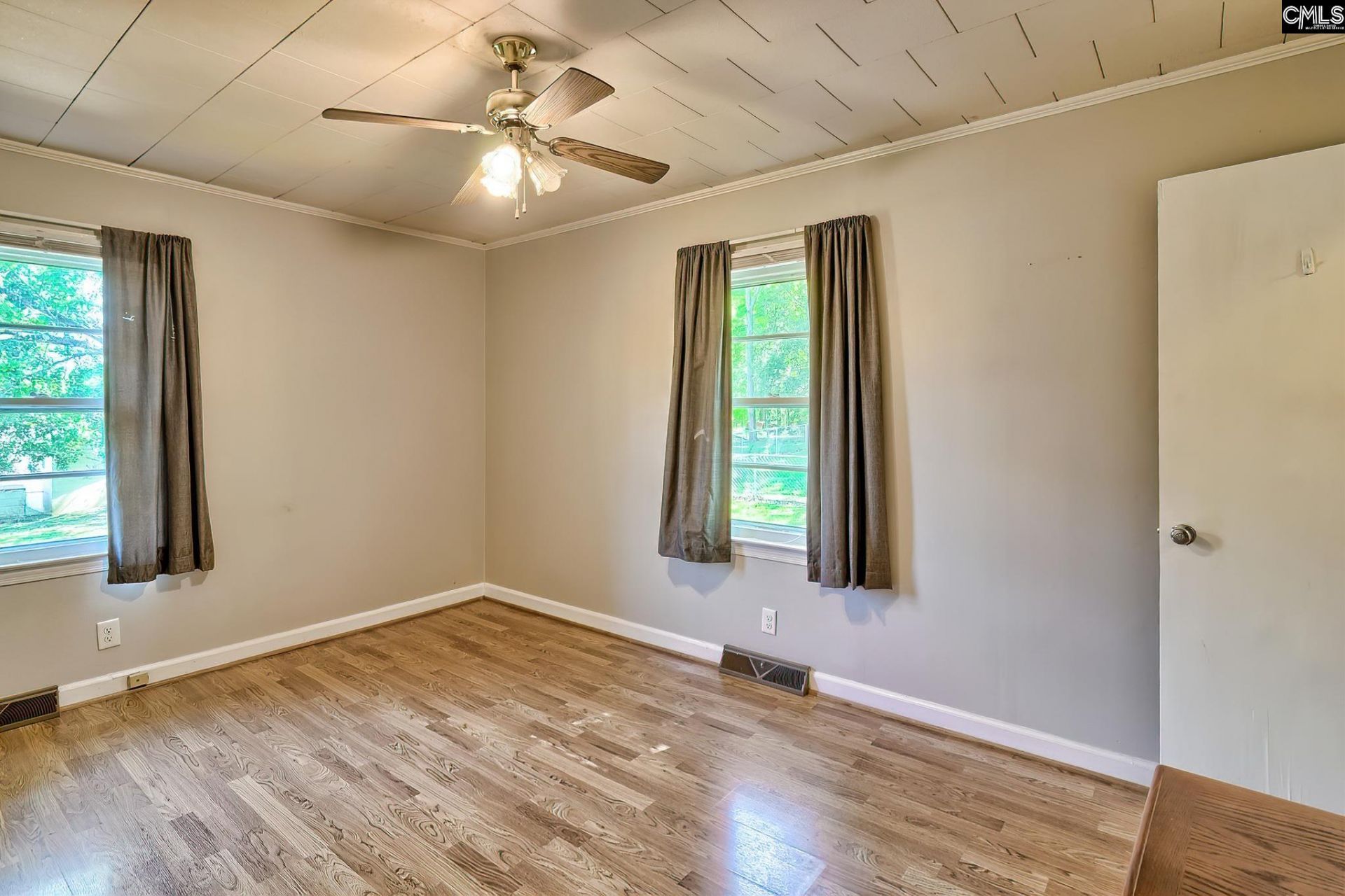 331 Holloway Street  Photo 36