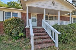 331 Holloway Street  photo 4