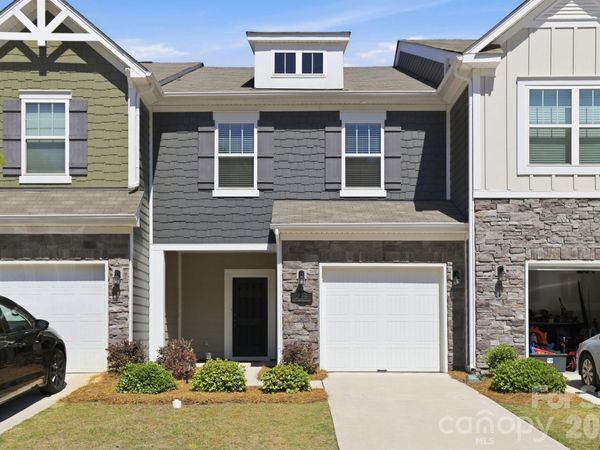 275 Harpers Run Lane , Matthews, NC 28104