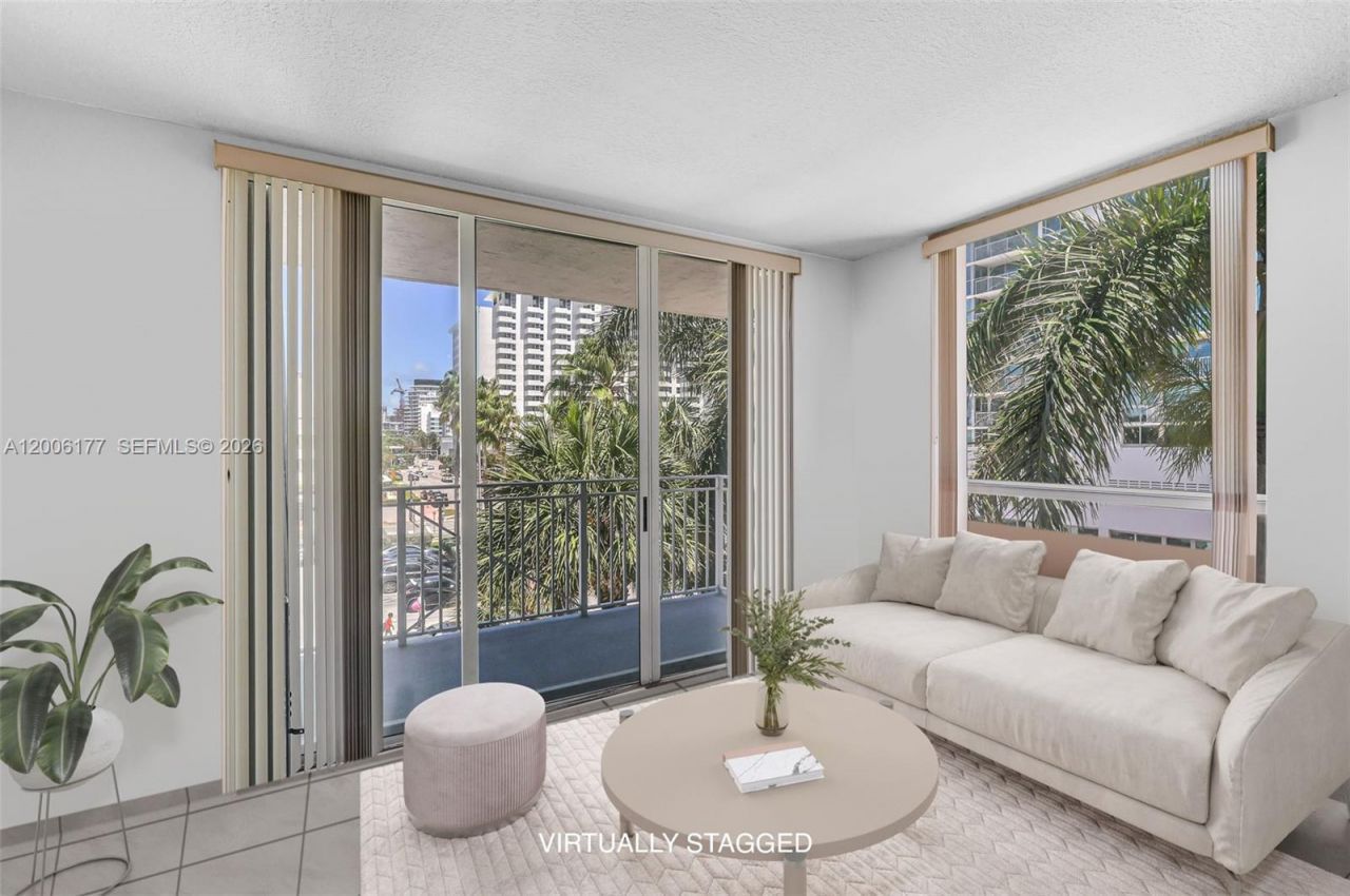 2642 Collins Ave, Unit 306, Miami Beach, FL 33140 Photo