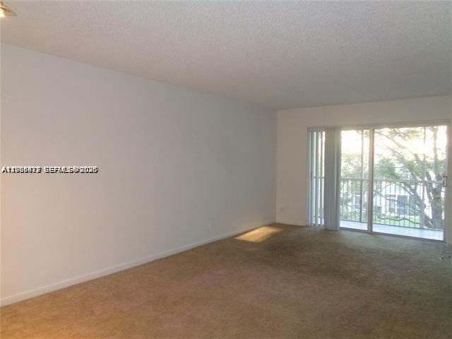 1075 Riverside Dr, Unit 304, Coral Springs, FL 33071 Photo