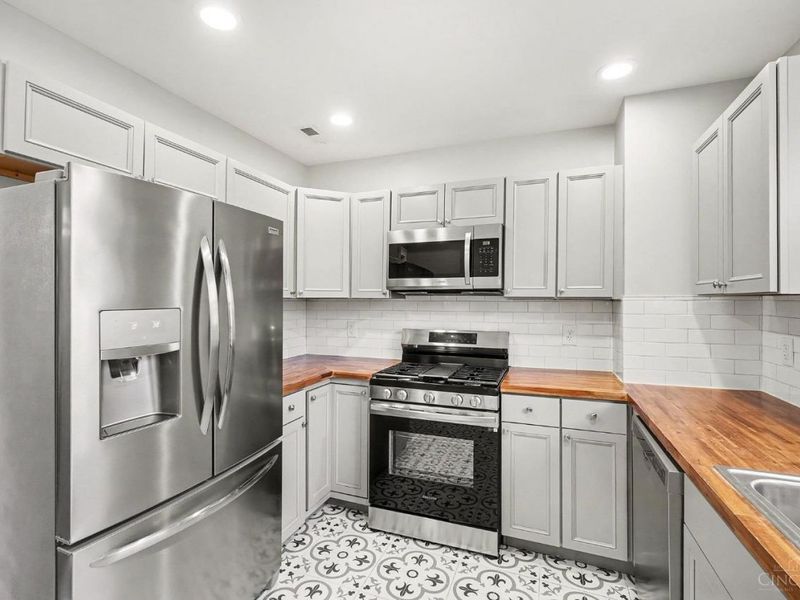 3519 Mchenry Avenue, Cincinnati, OH 45225 Photo 12