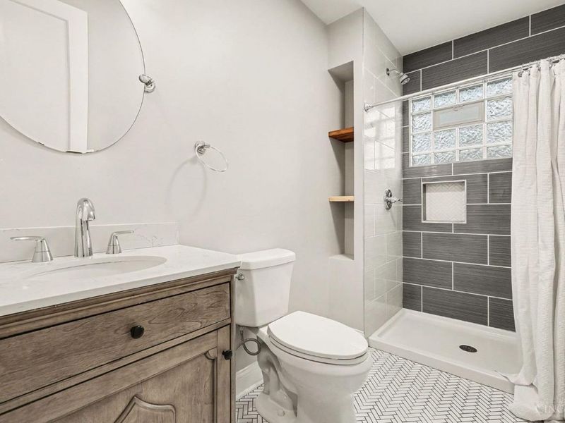 3519 Mchenry Avenue, Cincinnati, OH 45225 Photo 17