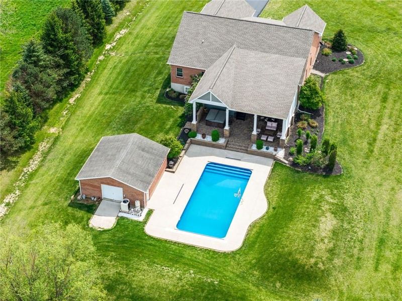 6143 Ross Road, Bethel Township, OH 45344 Photo 6