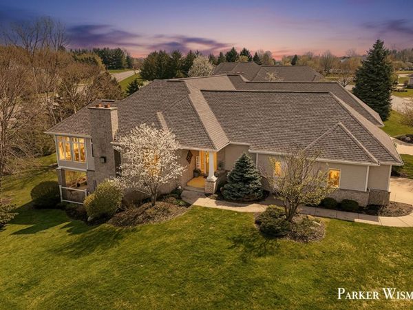 2661 Village Circle Circle SW, Unit 15, Byron Center, MI 49315