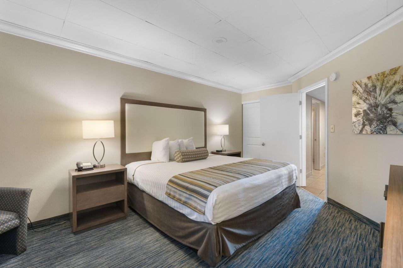 1105 S Ocean Blvd.  Photo 7