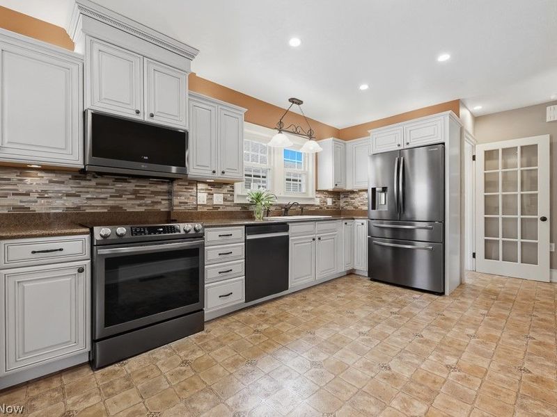 122 Overlook Avenue , Wadsworth, OH 44281 Photo 18