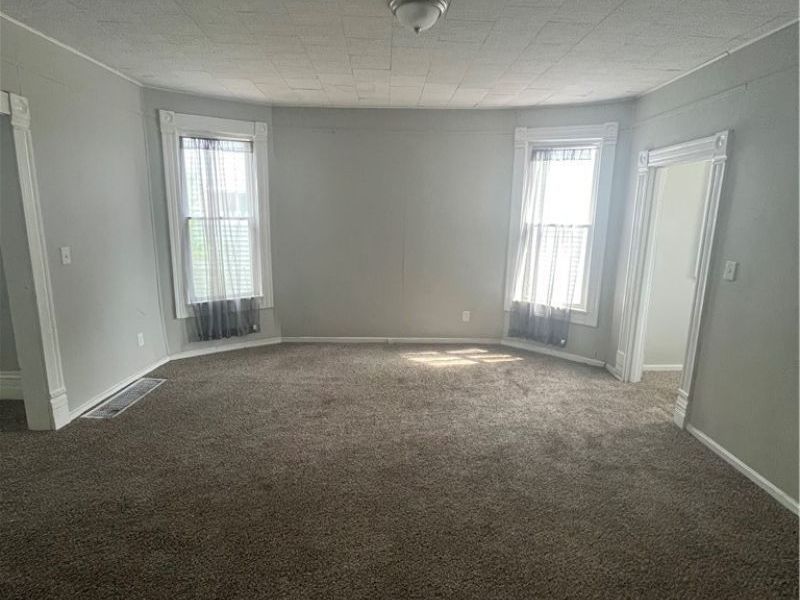 1245 Addison Road, Cleveland, OH 44103 Photo 10