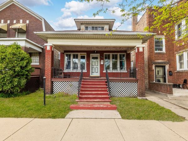 5610 S Honore Street , Chicago, IL 60636