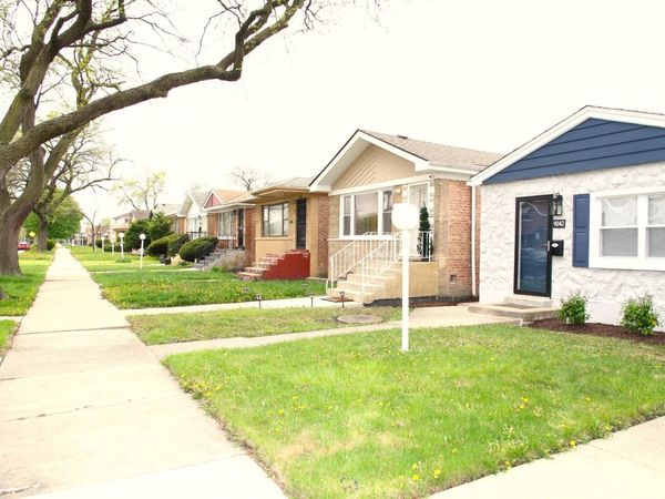 9042 S Emerald Avenue , Chicago, IL 60620