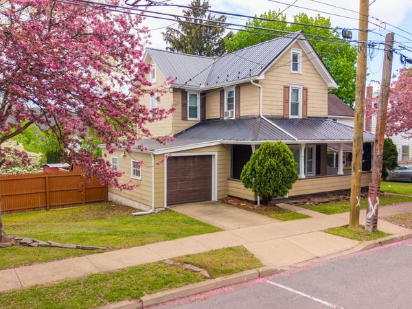 422 E 4TH Street, Bloomsburg, PA 17815
