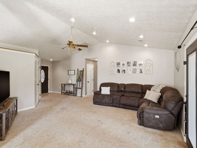 585 Barley Circle, Crittenden, KY 41030 Photo 10