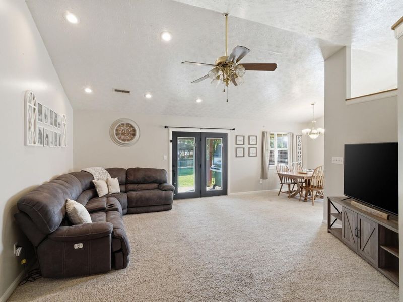 585 Barley Circle, Crittenden, KY 41030 Photo 9