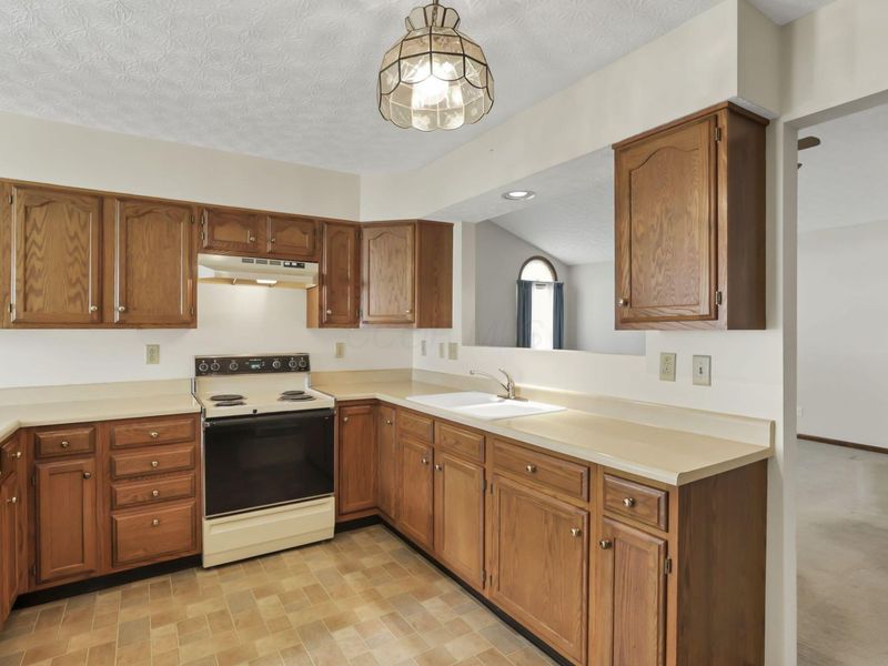 3345 Timber Oak Drive , Columbus, OH 43204 Photo 15