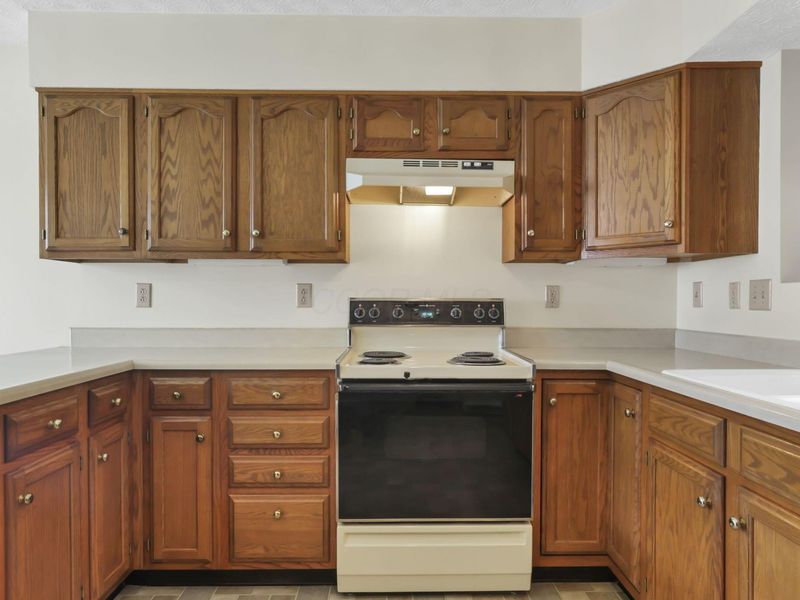 3345 Timber Oak Drive , Columbus, OH 43204 Photo 17