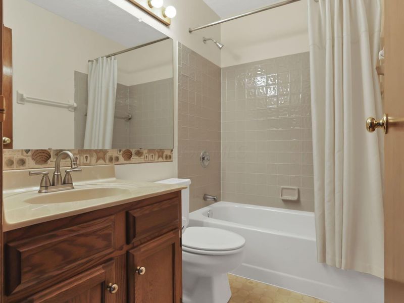 3345 Timber Oak Drive , Columbus, OH 43204 Photo 25