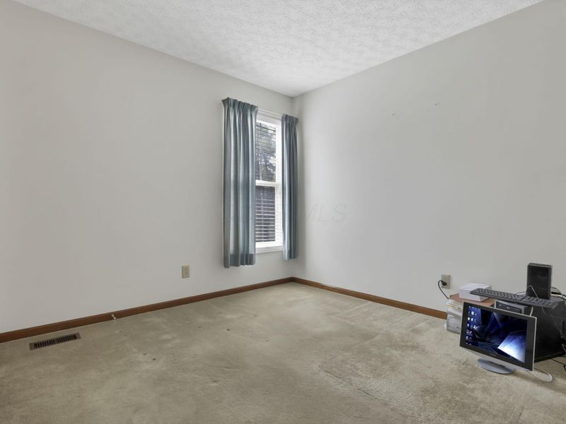 3345 Timber Oak Drive , Columbus, OH 43204 Photo 27