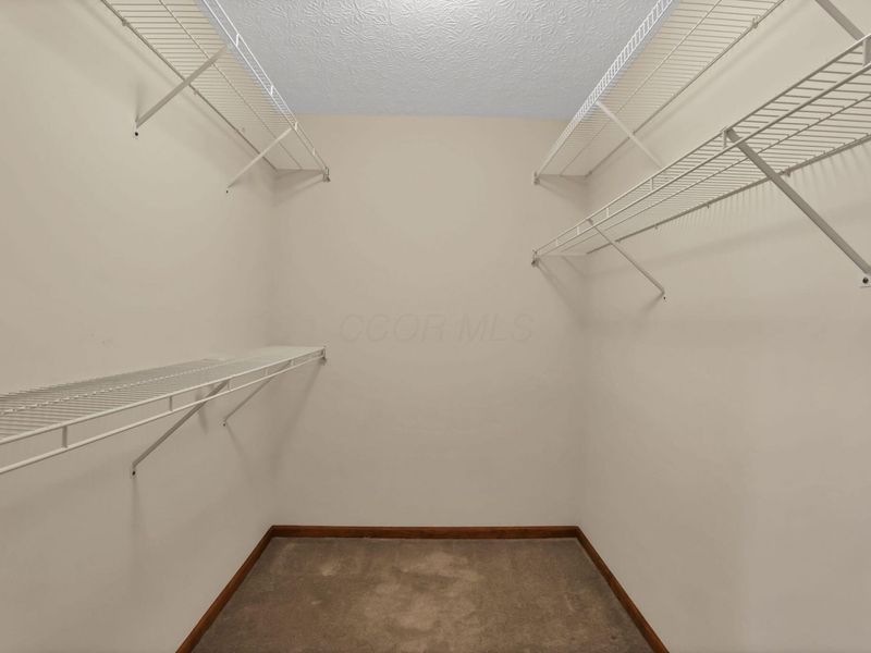 3345 Timber Oak Drive , Columbus, OH 43204 Photo 32