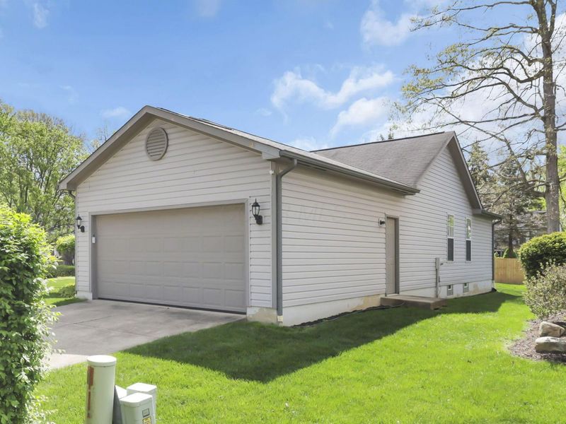 3345 Timber Oak Drive , Columbus, OH 43204 Photo 4